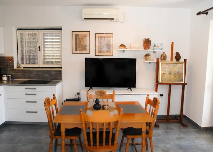 Apartman Beachfront Nikol *